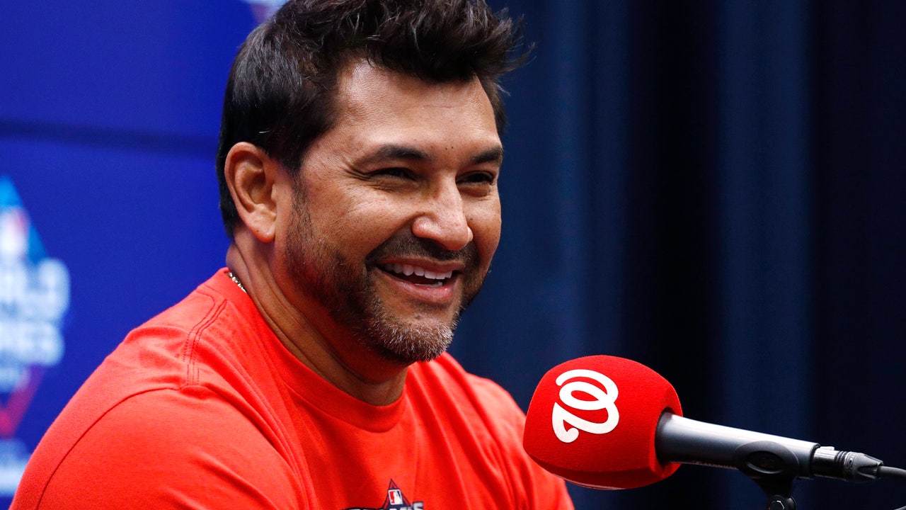 Players, managers find ways to cope with postseason pressure